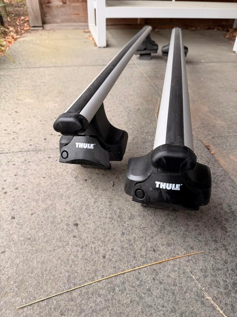 Thule 5404 Evo Clamp Montagekit für CUPRA Tavascan 145404 ab 47,12 € | Preisvergleich bei