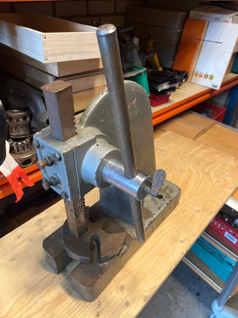 Zware Handpers  zie foto’s, Ophalen, Gebruikt