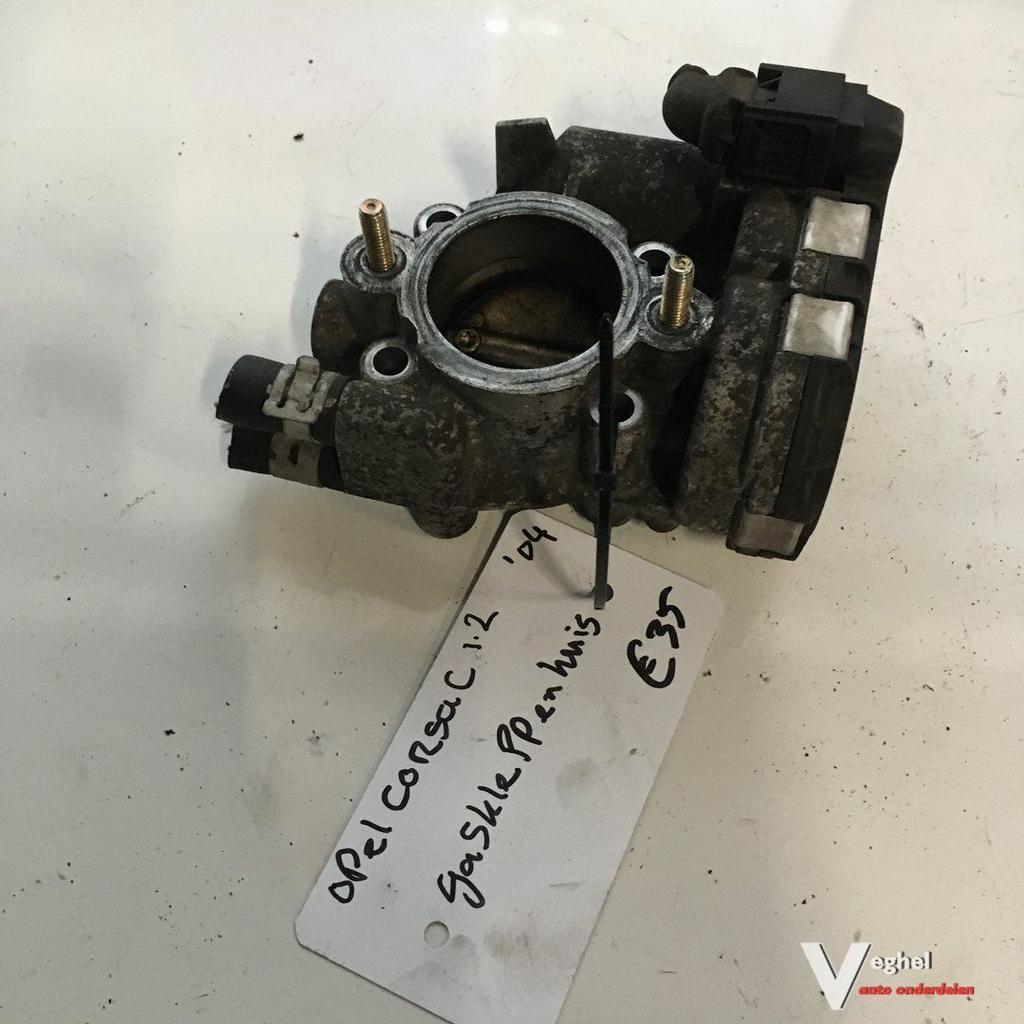 Opel Corsa C   1.2 2004  Gasklephuis