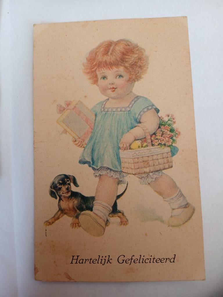 Ansichtkaart: Hartelijk Gefeliciteerd meisje met tekkel, Ophalen of Verzenden, Voor 1920, Gelopen
