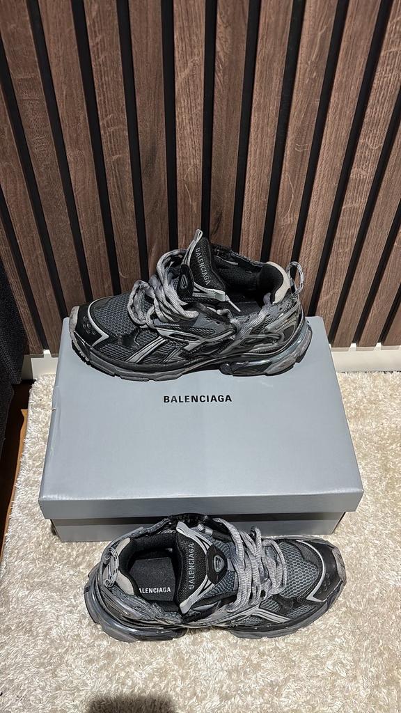 Balenciaga runners maat 43 met doos, Zwart, Overige typen, Ophalen of Verzenden, Zo goed als nieuw