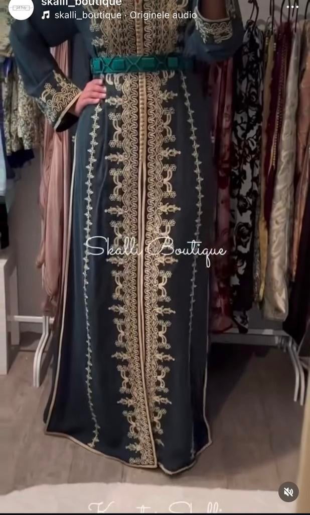 Takshita groen, Ophalen, Overige typen, Maat 46/48 (XL) of groter, Zo goed als nieuw