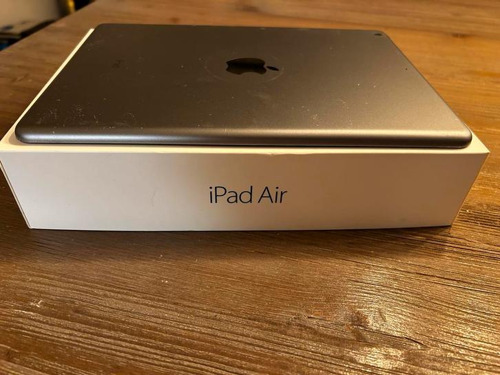 Apple iPad Air 32GB Space Gray Wi-Fi (A1474), Computers en Software, Apple iPads, Gebruikt, Apple iPad Air, Wi-Fi, 10 inch, 32 GB