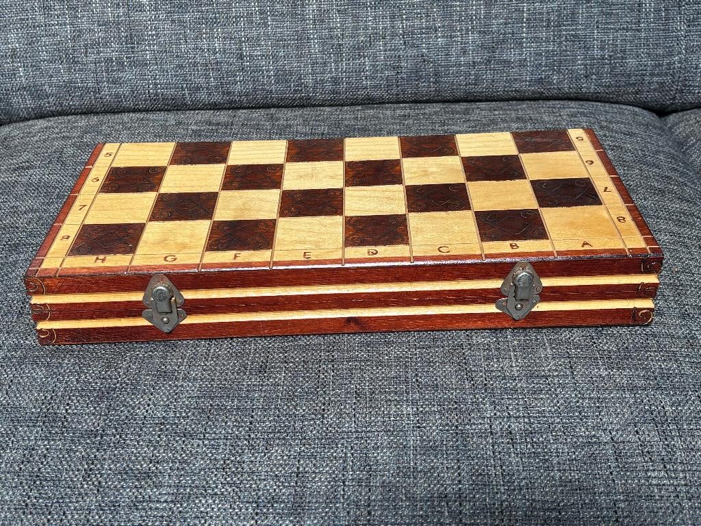 schaakspel van hout, handgemaakt zeer mooi, Hobby en Vrije tijd, Gezelschapsspellen | Bordspellen, Ophalen, Zo goed als nieuw