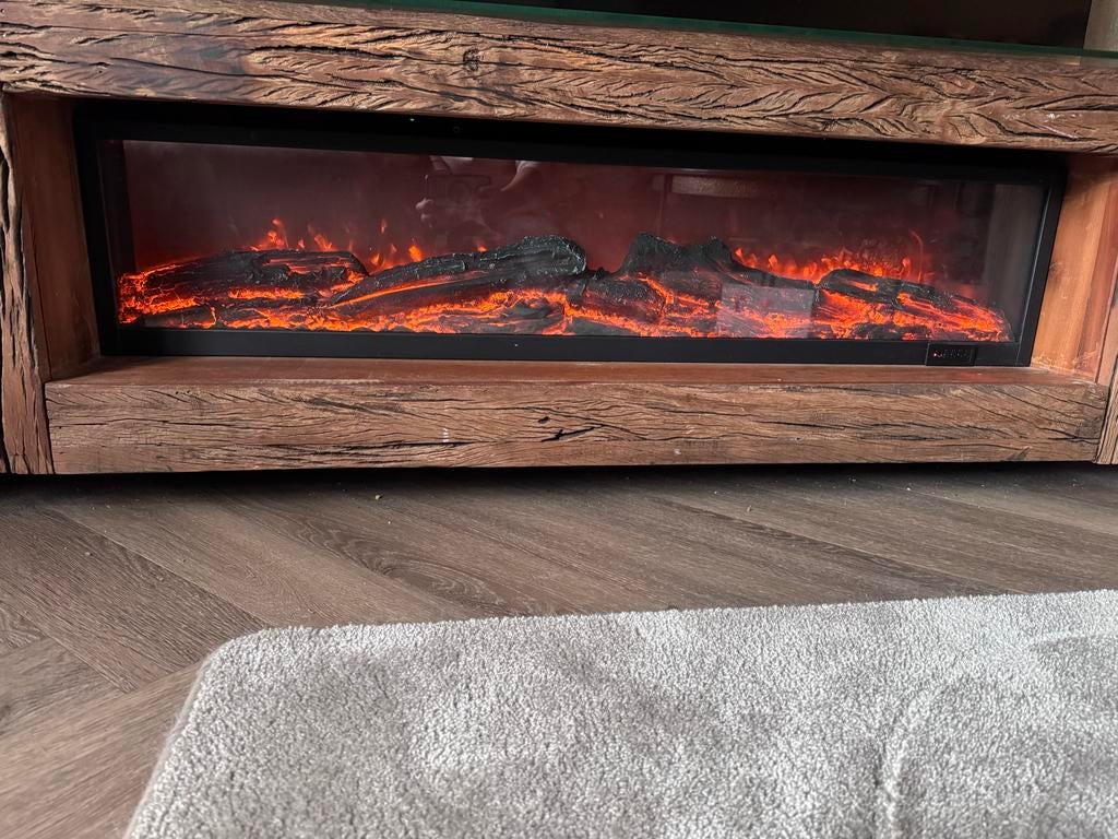 Houten tv-meubel met sfeerhaard, glasplaat en opbergkasten, Ophalen, Gebruikt, 200 cm of meer, Minder dan 100 cm