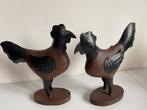 Metalen kippen op houten voet, Antiek en Kunst, Kunst | Beelden en Houtsnijwerken, Ophalen of Verzenden