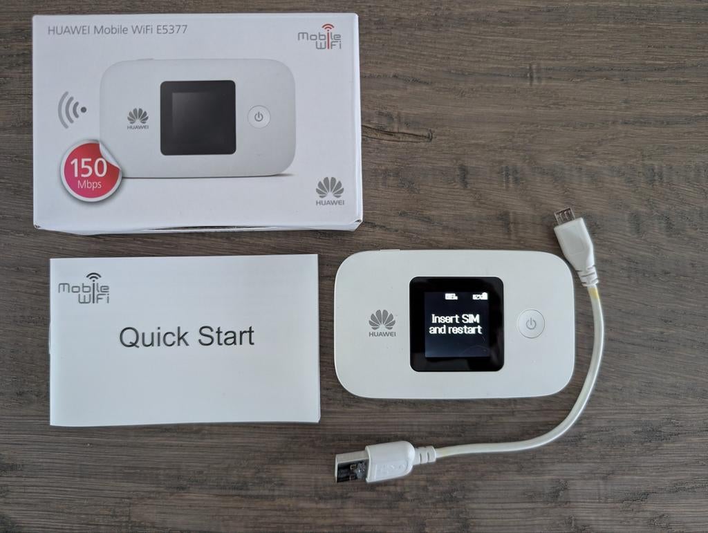 Huawei Mobile WiFi E5377 router - 4G WiFi WiFi extender, Computers en Software, Routers en Modems, Gebruikt, Router met modem