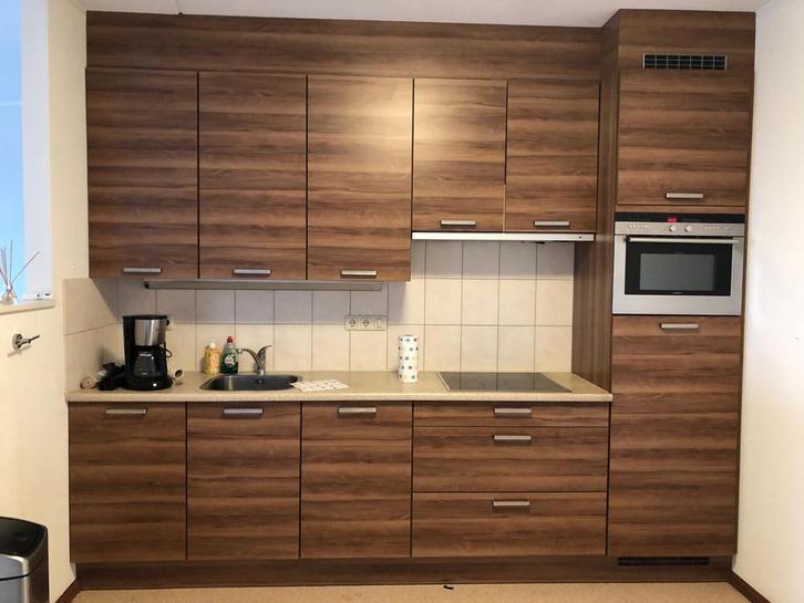 Mooie keuken te koop, Huis en Inrichting, Keuken | Complete keukens, Gebruikt, Enkelwandige keuken, Bruin, Kunststof, Ophalen