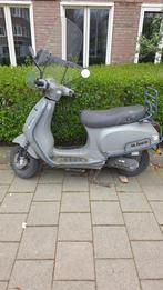 La souris, Fietsen en Brommers, Snorfietsen en Snorscooters, Ophalen, Zo goed als nieuw, Benzine, Overige merken