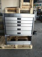 Aluca kast (2497) L 130 B 33 H 115 €649, Ophalen, Zo goed als nieuw