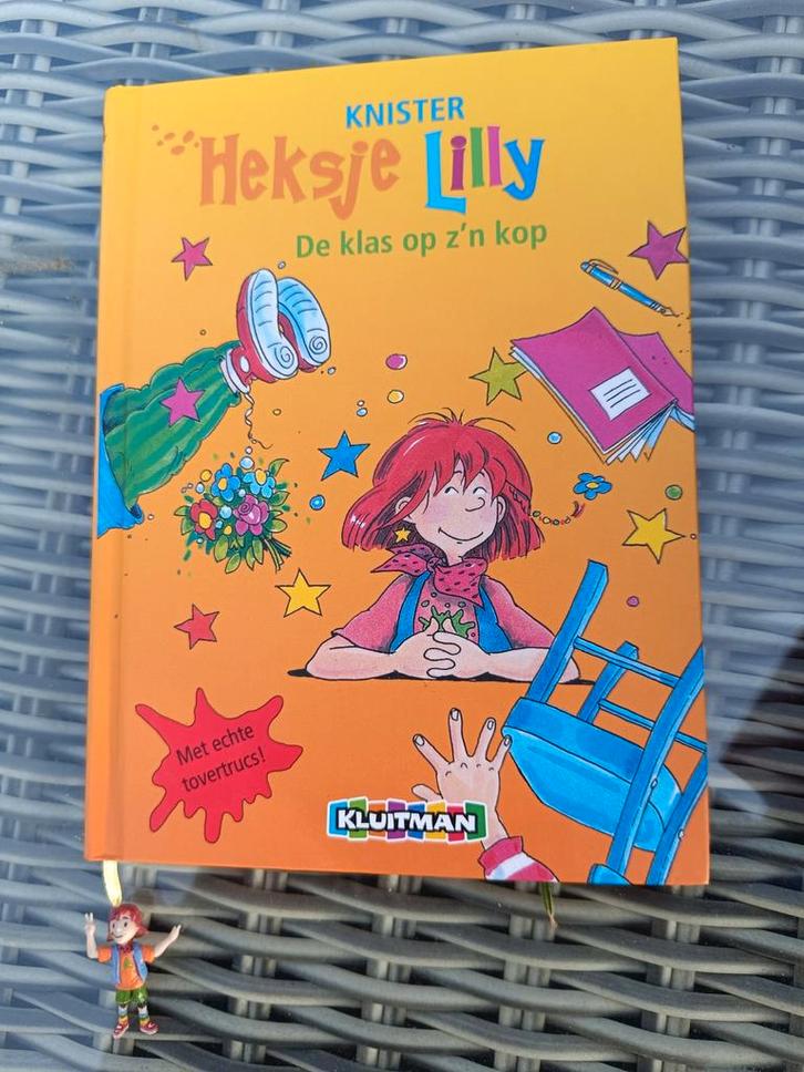 Heksje Lilly: De klas op z'n kop - Met tovertrucs!, Boeken, Kinderboeken | Jeugd | onder 10 jaar, Gelezen, Fictie algemeen, Ophalen of Verzenden