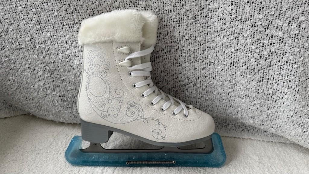 Schaatsen, Sport en Fitness, Schaatsen, Ophalen, Zo goed als nieuw, Kunstschaatsen, Overige merken