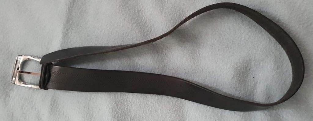 Rives Leren Mooi Riem. 113,5 x 4,5 cm., Kleding | Heren, Riemen en Ceinturen, Ophalen of Verzenden, Nieuw