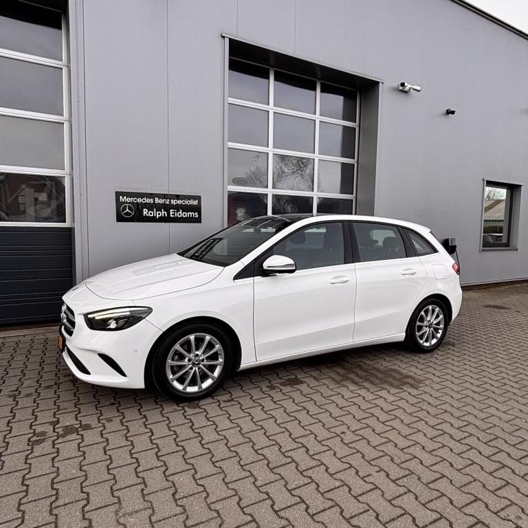 Mercedes-Benz B-klasse *pano, camera* 180 Bus. Sol. Plus, Auto's, Mercedes-Benz, 136 pk, Gebruikt, 4 cilinders, 700 kg