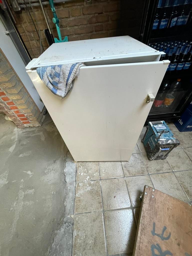 Koelkast tafelmodel bierkoellast mancave feestje, Ophalen of Verzenden, Zo goed als nieuw, Minder dan 60 cm, 85 tot 120 cm