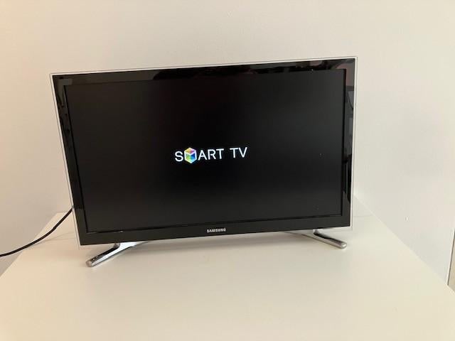 Smart TV Samsung (22 inch), Audio, Tv en Foto, Televisies, Ophalen, 50 Hz, Zo goed als nieuw, Samsung