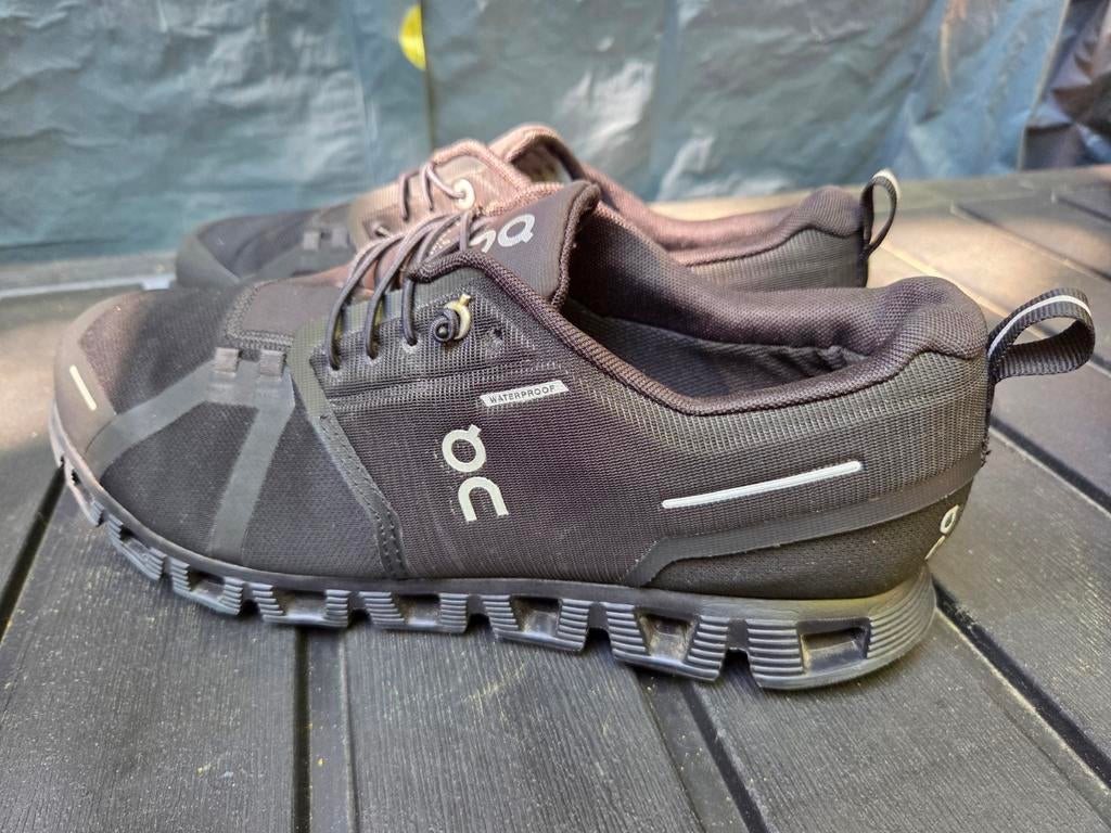 Nieuw - On cloud 6 waterproof - maat 44, Ophalen of Verzenden, Nieuw, Hardloopschoenen, Overige merken