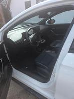 MG4 64kWh 204pk 2023 Wit, Automaat, Zwart, 1650 kg, Wit