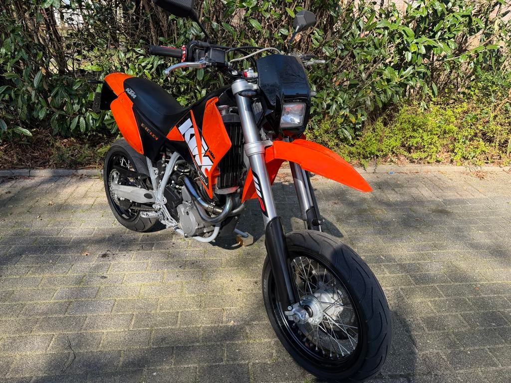 KTM 640 LC4 Supermoto
