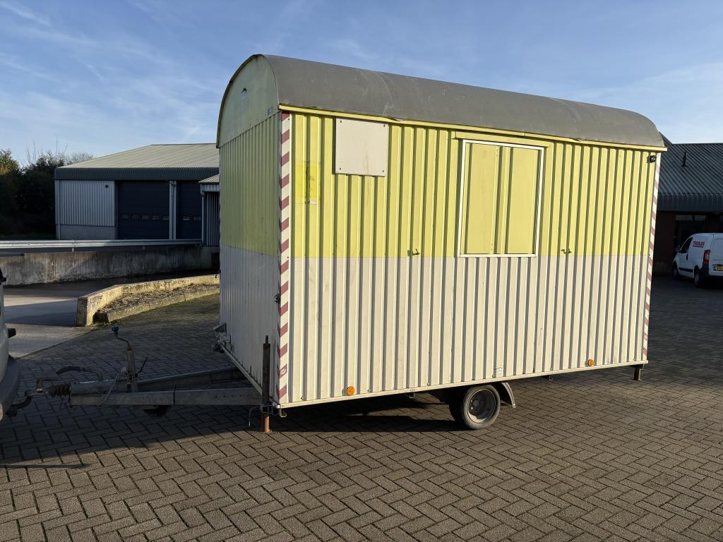 Weisig Schaftwagen Schaftkeet 350x205x220 cm 1300 kg bj 2014, Doe-het-zelf en Verbouw, Bouwketen en Schaftketen, Gebruikt