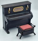 Piano met pianokruk voor het poppenhuis., Ophalen of Verzenden, Gebruikt, Poppenhuis