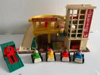 Fischer Price garage en nog meer, Ophalen, Gebruikt, Speelset
