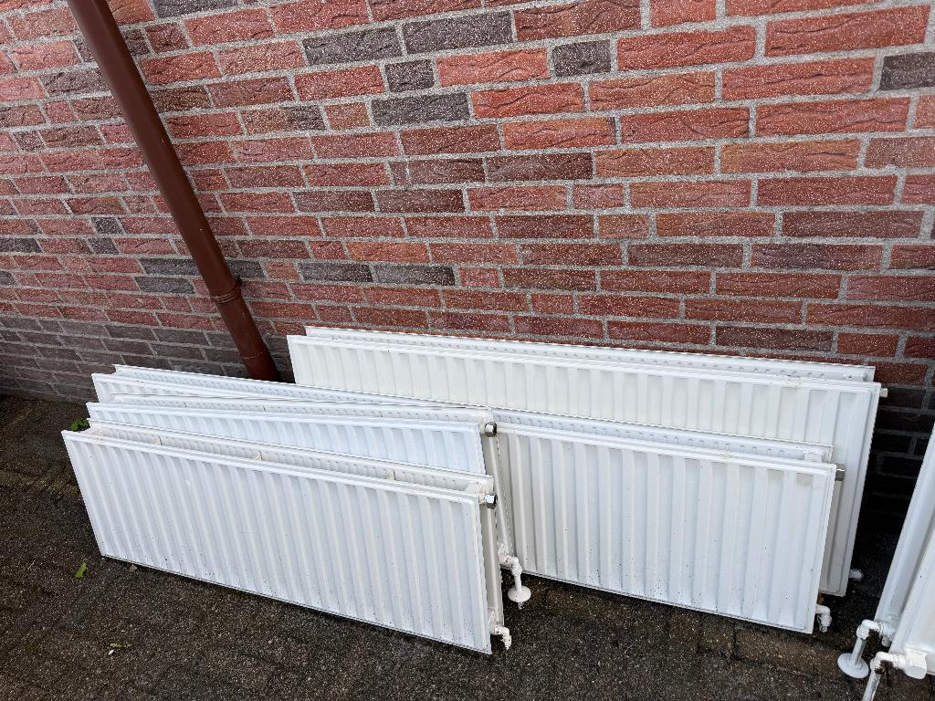 9x Radiator  diverse maten, Doe-het-zelf en Verbouw, Verwarming en Radiatoren, Ophalen, 30 tot 80 cm, Gebruikt, Radiator