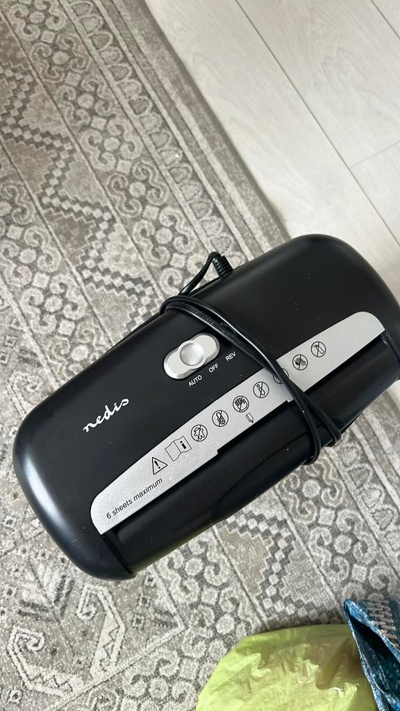 Papier versnipperaar, Ophalen, Zo goed als nieuw