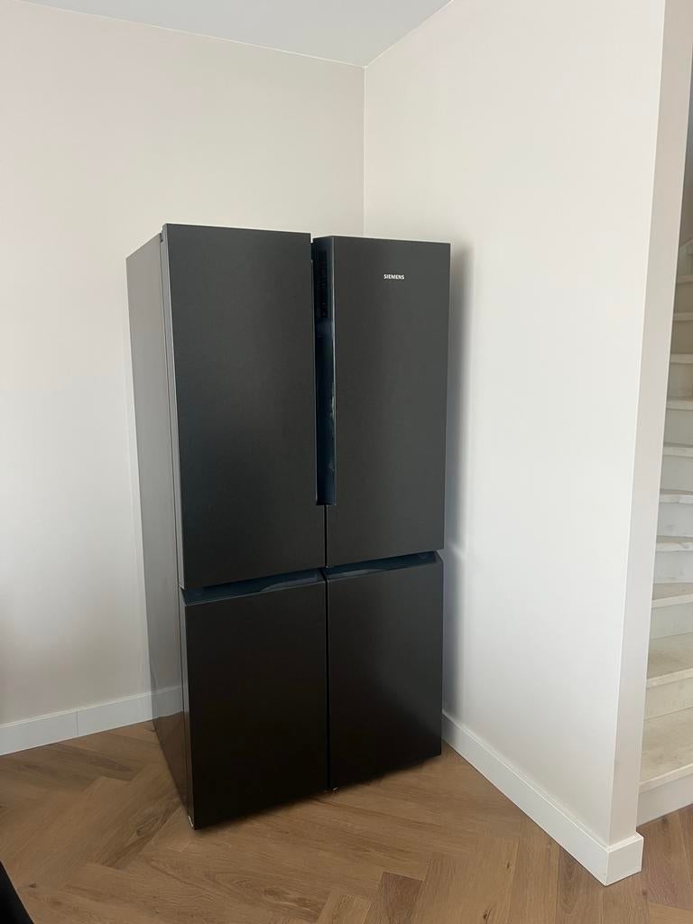 Siemens KF96NAXEA Zwart - Nieuwe Amerikaanse koel/vrieskast, Witgoed en Apparatuur, Ophalen, 200 liter of meer, 60 cm of meer