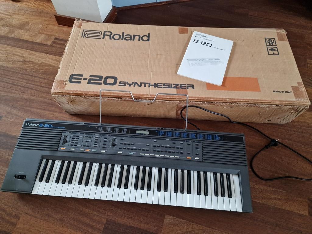 Roland E20 keyboard, Ophalen, Gebruikt, 61 toetsen, Roland