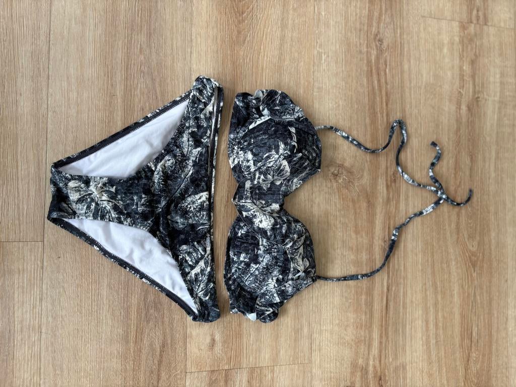 Dyanne bikini, Kleding | Dames, Badmode en Zwemkleding, Ophalen of Verzenden, Gedragen, Bikini