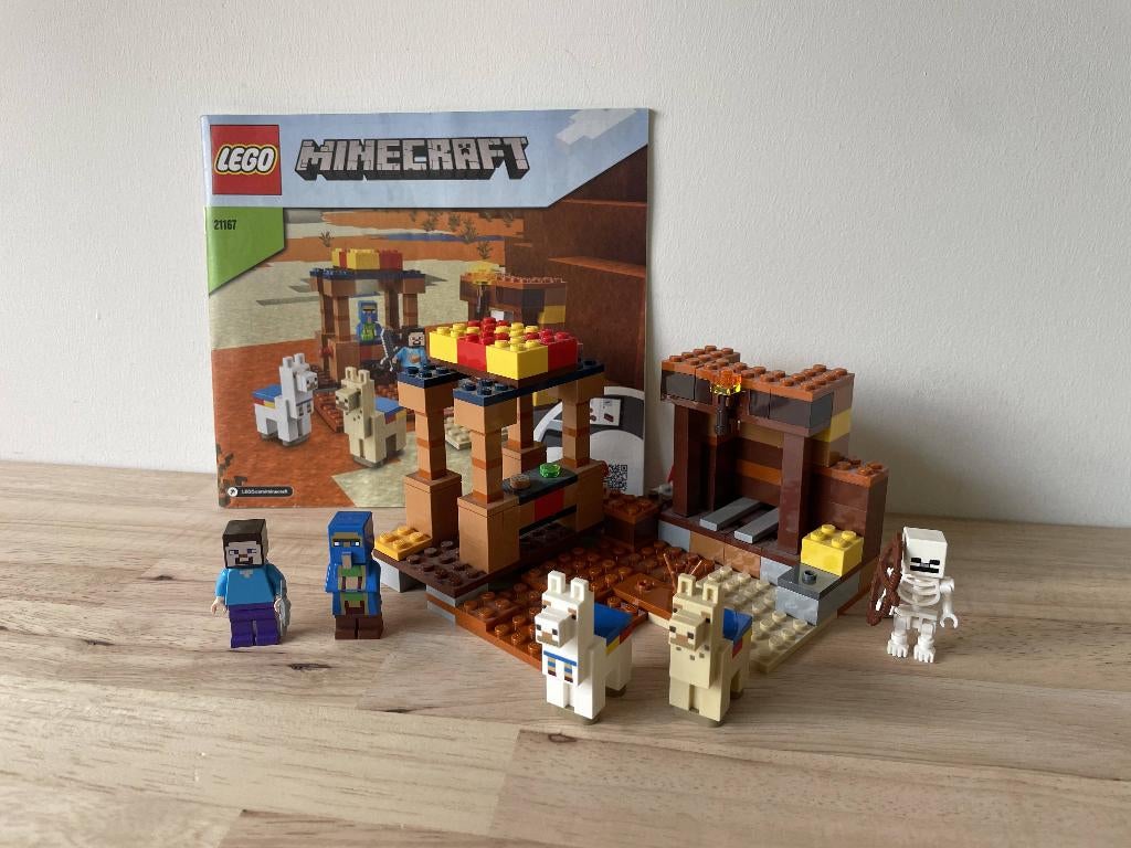 Lego Minecraft 21167 The Trading Post, Ophalen of Verzenden, Zo goed als nieuw, Complete set, Lego