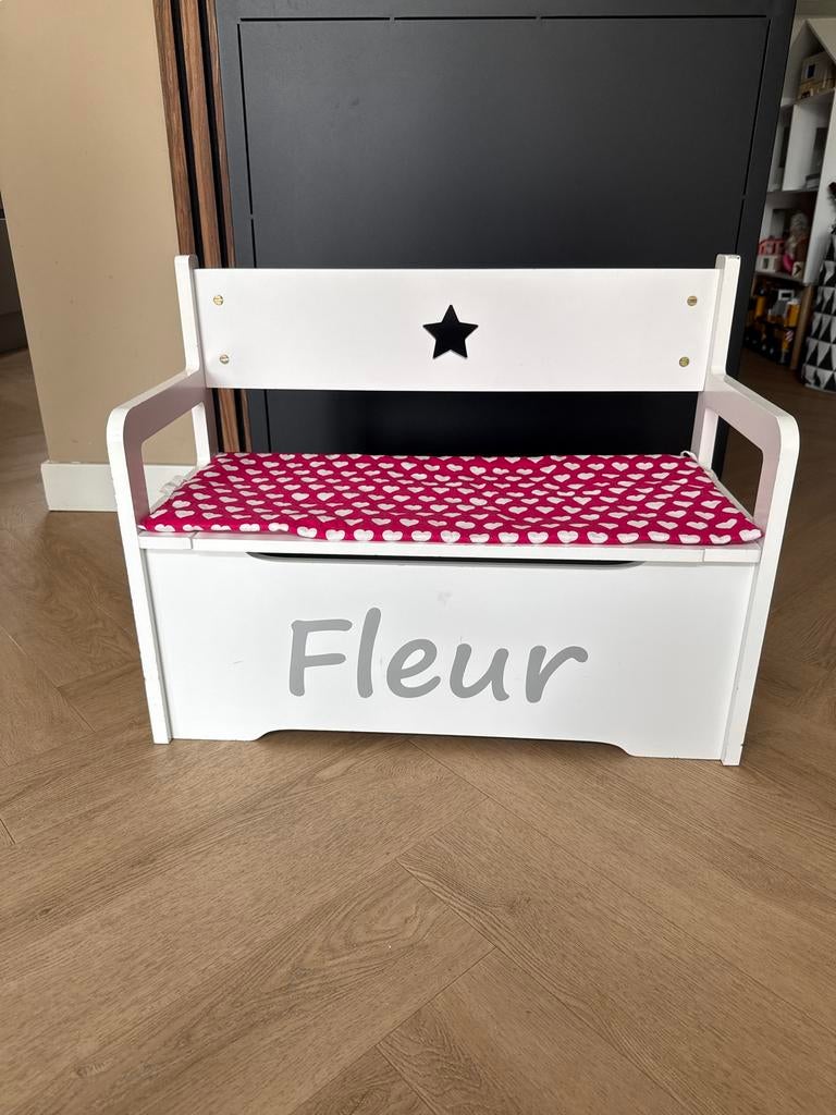 Kinderbankje met opbergruimte (letters kunnen eraf), Ophalen, Gebruikt, Stoel