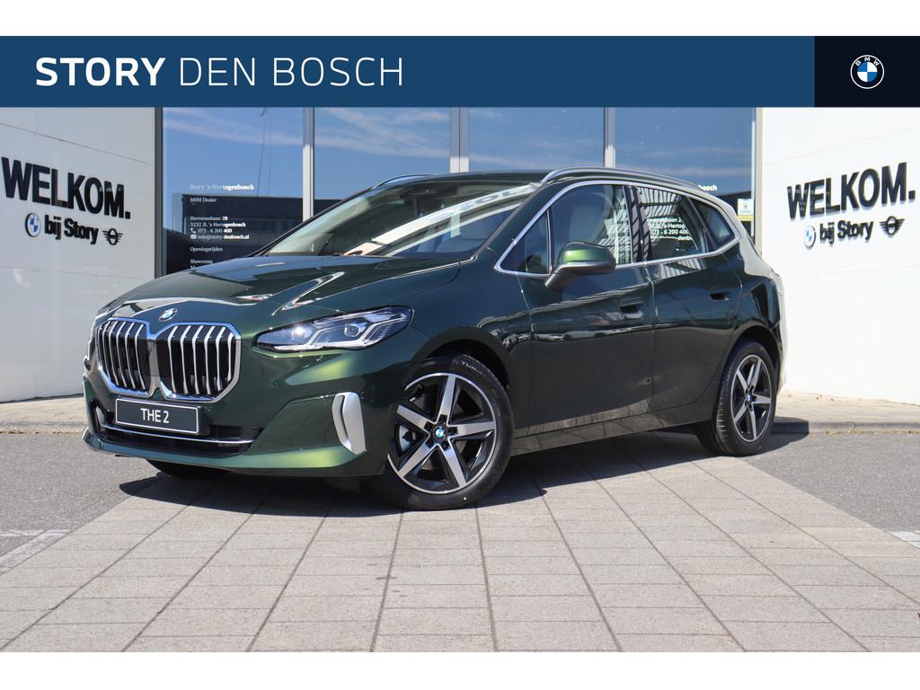 BMW 2 Serie Active Tourer 218i Luxury Line Automaat / Trekha, Auto's, BMW, 136 pk, 1445 kg, Nieuw, 3 cilinders