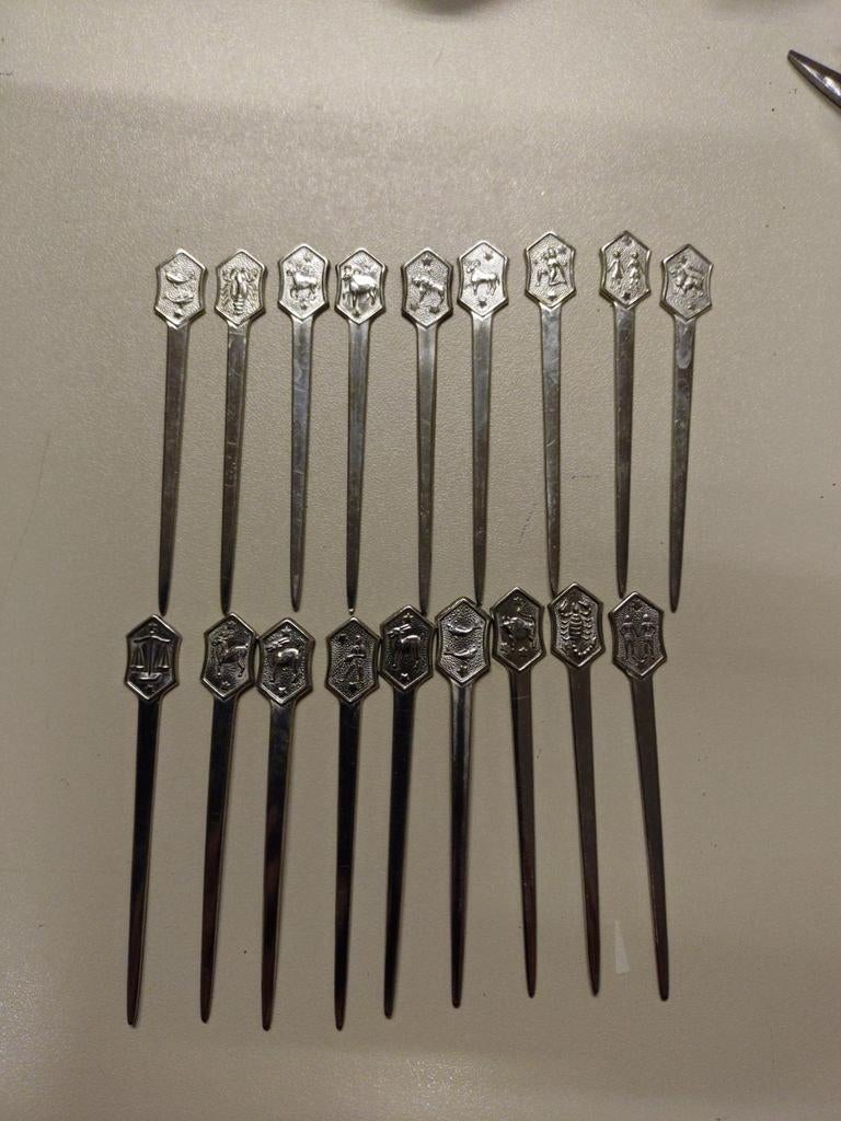 Set van 18 vintage cocktailprikkers met sterrenbeelden, Ophalen of Verzenden