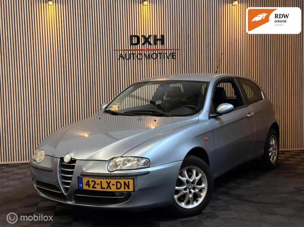 Alfa Romeo 147 1.6 T.Spark Ed. Limitata APK-2027 CRUISE ECC, Auto's, Voorwielaandrijving, Stof, Gebruikt, Zwart