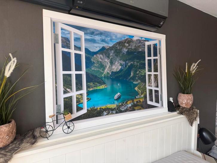 Poster met fjord en ramen, Verzamelen, Posters, Gebruikt, Dier of Natuur, Deurposter of groter, Rechthoekig Liggend, Ophalen