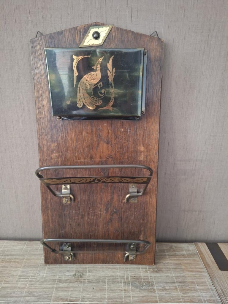 Antieke vintage brieven- tijschrift en krantenhouder, Ophalen