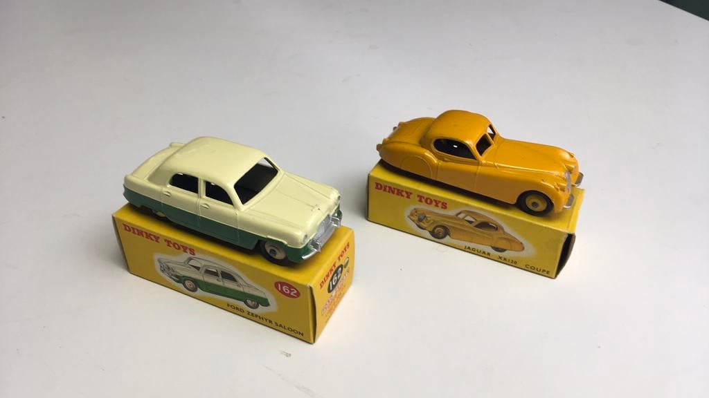 Dinky toys 162 en nr 157 in prima staat!, Ophalen of Verzenden, Zo goed als nieuw, Auto, Dinky Toys