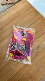 Flugel oorbellen, Verzenden, Zo goed als nieuw