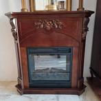 Mahoniekleurige schouw met elektrisch haardvuur, Ophalen, Vrijstaande haard, Elektrische haard