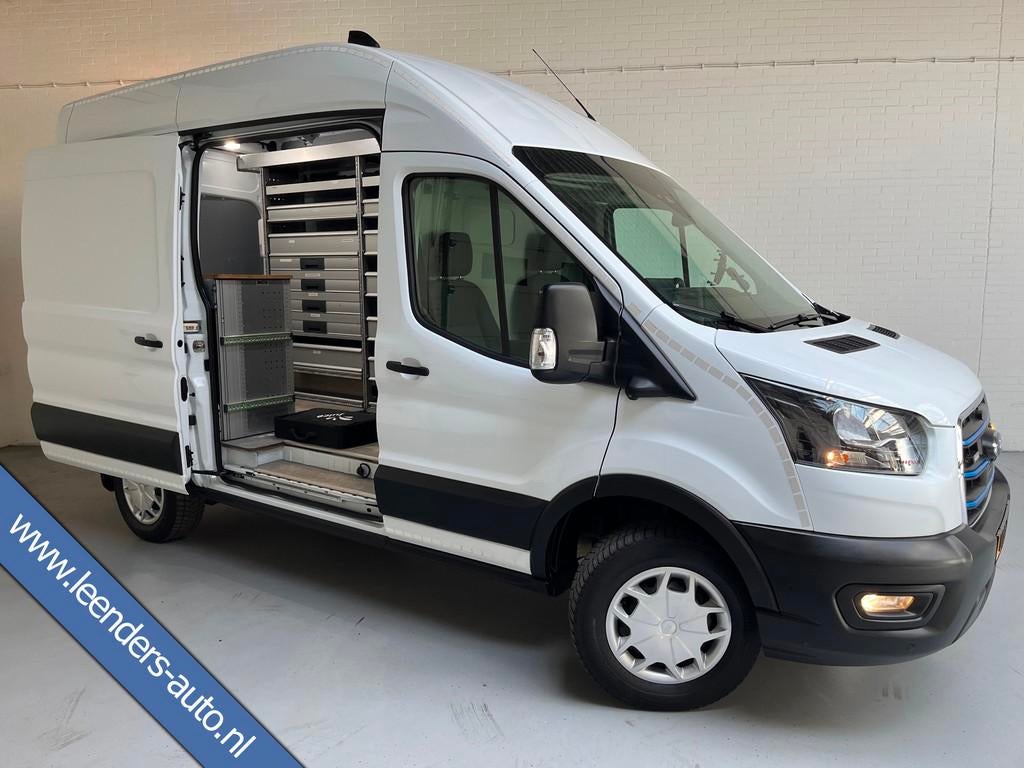 Ford E-Transit SERVICEWAGEN ELEKTRISCH 350 L2H3 Trend 68 kWh, Auto's, Automaat, Gebruikt, Met garantie (alle), Wit