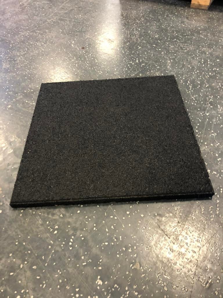 Rubberen tegels mat 50 x 50 x 2,5 cm ( meerdere te koop ), Ophalen, Gebruikt, Overige typen, 50 x 50 x 2,5 cm