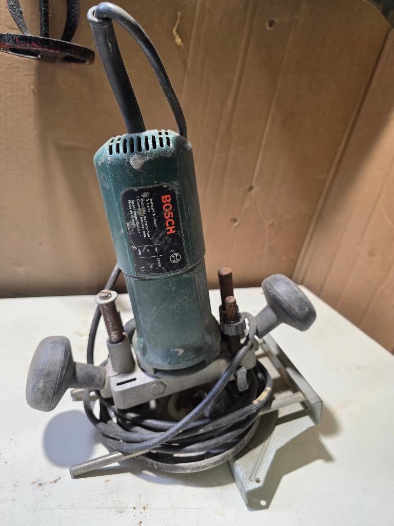 Bovenfrees bosch, Doe-het-zelf en Verbouw, Ophalen, Gebruikt