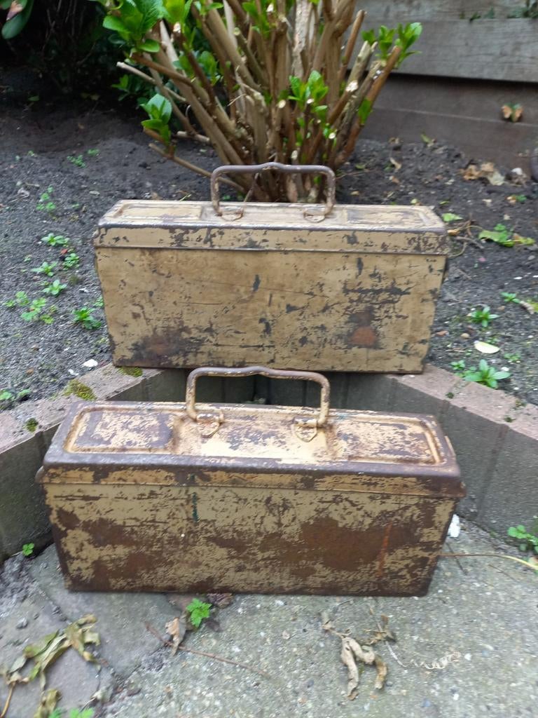 MG34/42 kistjes, Verzamelen, Militaria | Tweede Wereldoorlog, Verzenden, Landmacht, Duitsland, Kist of Geocache