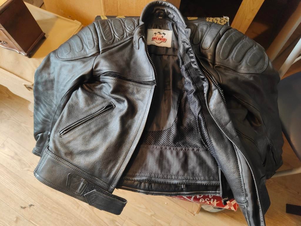 Louis Cafe-Racer leren motorjas maat 40, Motoren, Kleding | Motorkleding, Ophalen