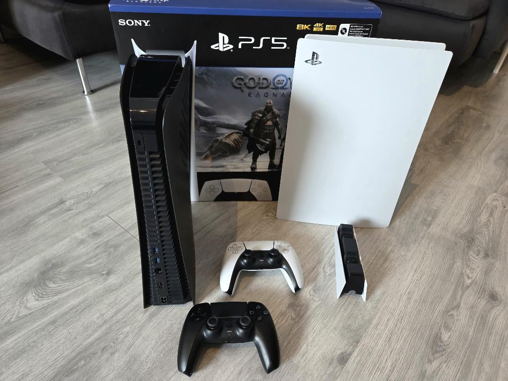 PS5 Digital 825 GB complete set + 2 controllers + extras, Spelcomputers en Games, Ophalen, Zo goed als nieuw, Playstation 5 Digital