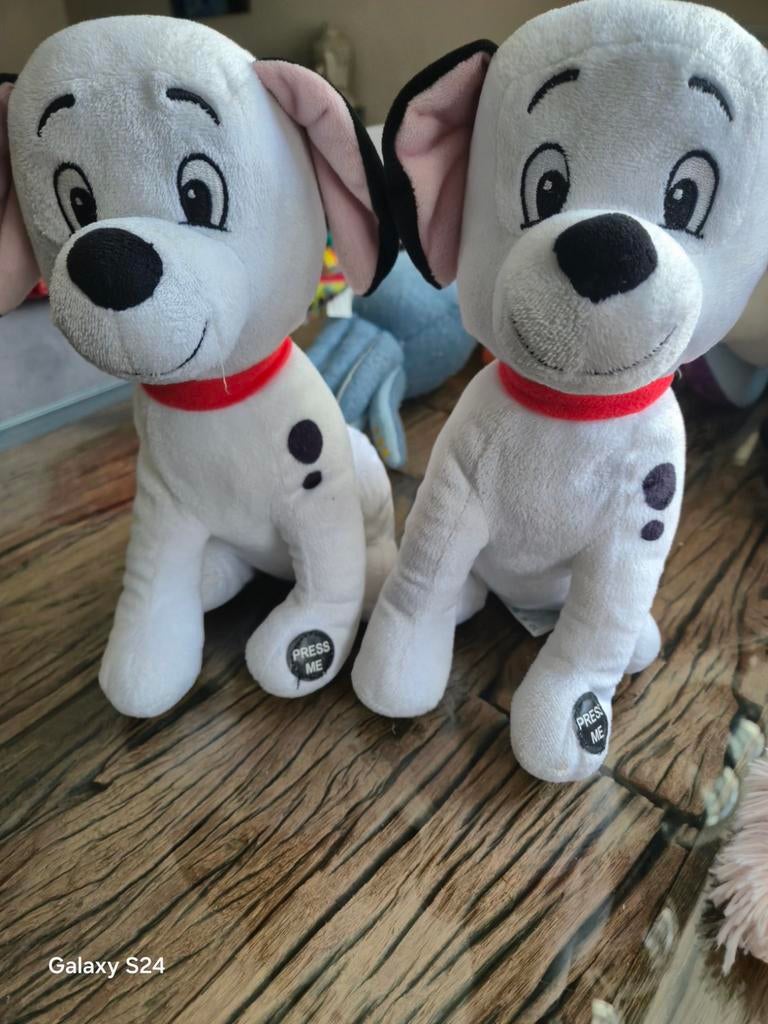 Disney 101 Dalmatiërs knuffels met geluid, Disney, Zo goed als nieuw, Middelgroot (20 tot 80 cm), Wit