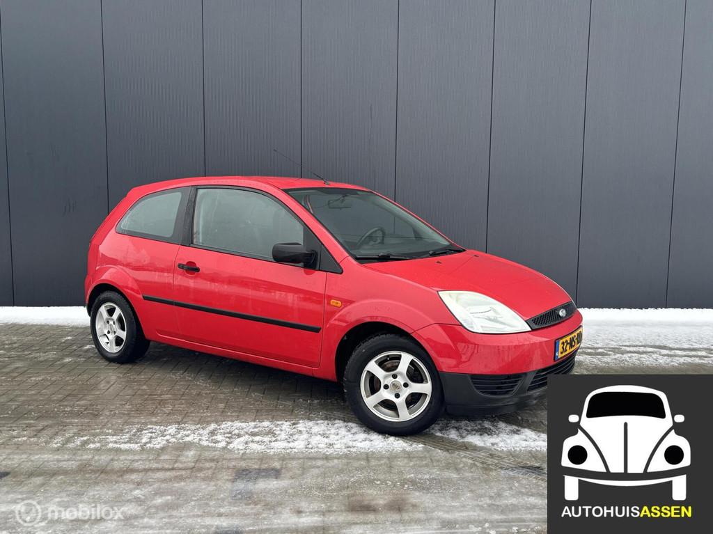 Ford Fiesta 1.3 Ambiente, Elektrische Ramen, Auto's, 4 cilinders, Origineel Nederlands, Bedrijf, Handgeschakeld
