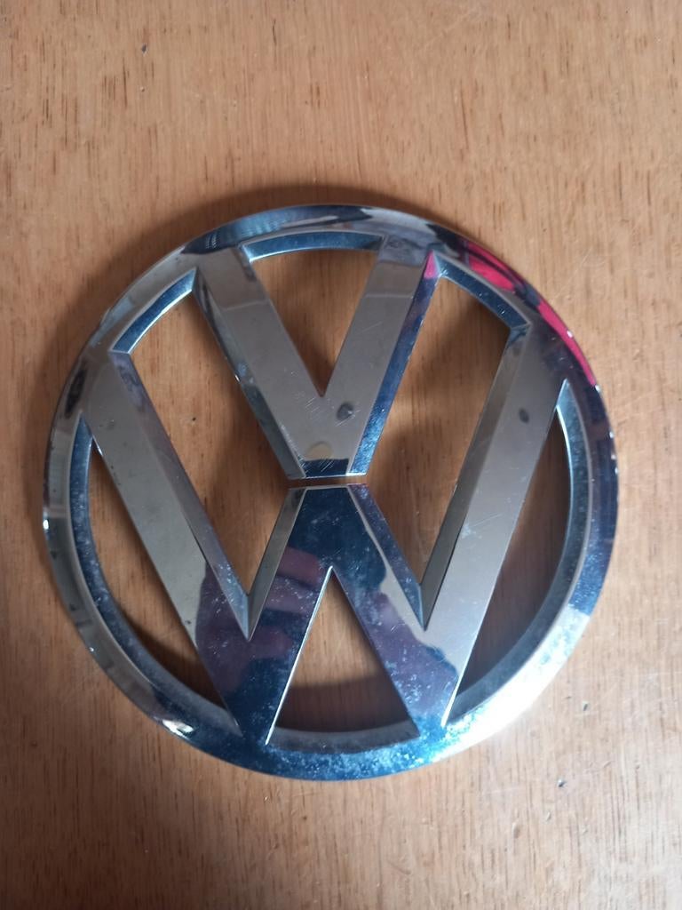 Volkswagen logo, Ophalen, Zo goed als nieuw